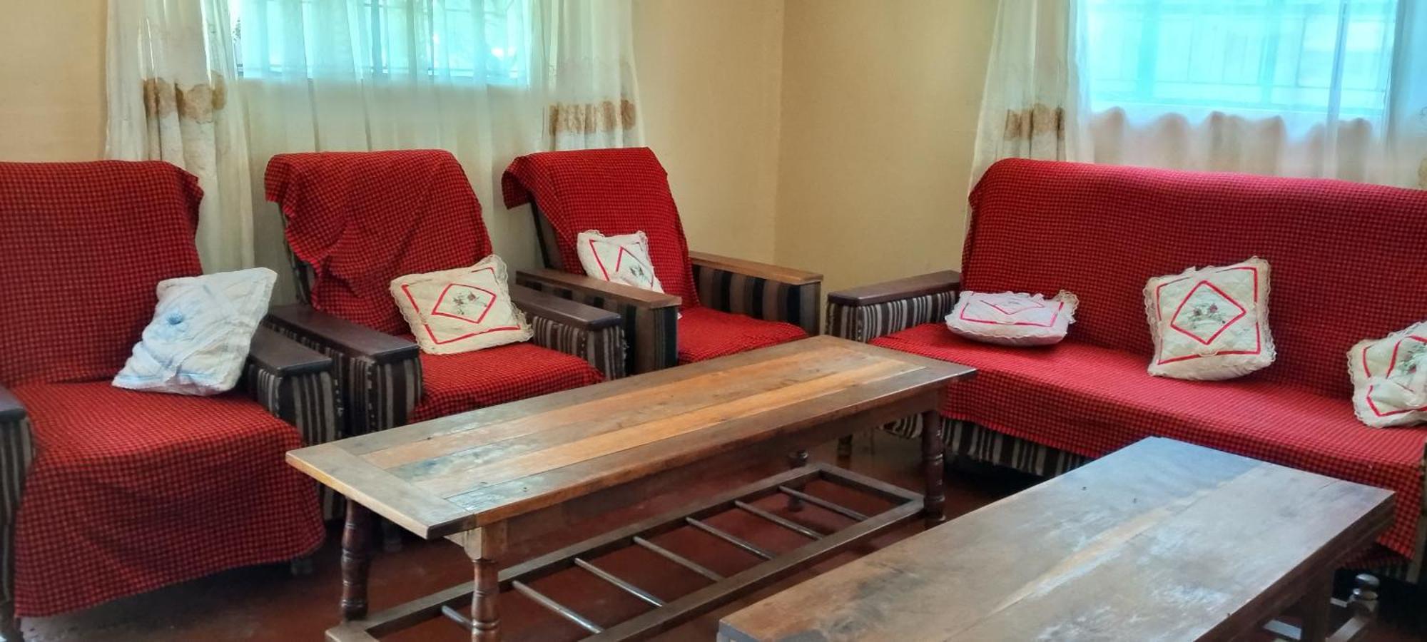 Greenfield Homestay -Full Board Oloitokitok Екстер'єр фото